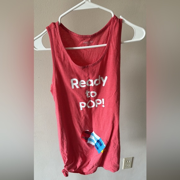 Maternity tops for summer - Picture 1 of 9